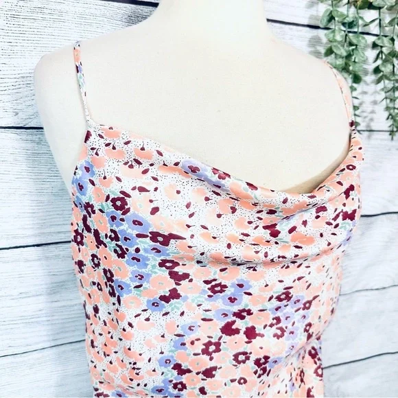 3/$22🩶 Lola Grace Multicolor Floral Sleeveless Satin Dress Sleeveless Cute M - Picture 4 of 9